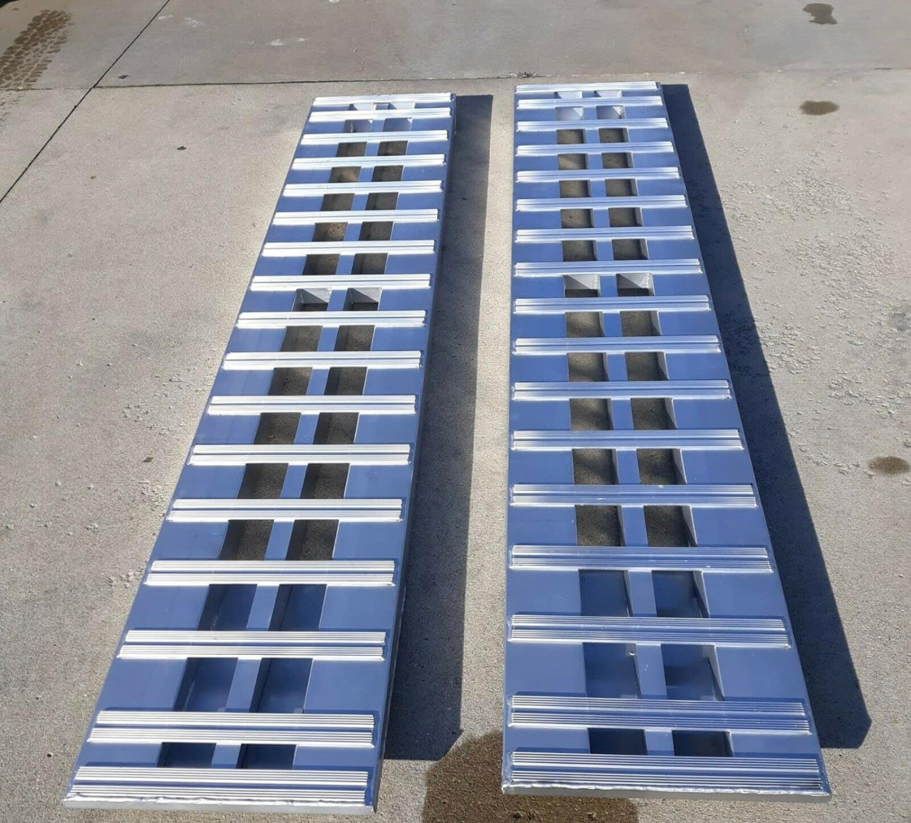 96” x 18” Aluminum Ramps (10,000lb)